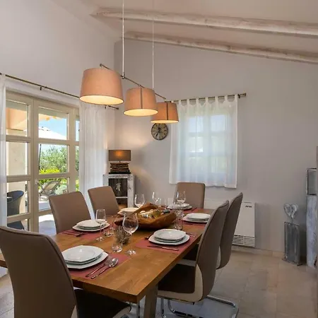 Blanca Holiday home Kastelir